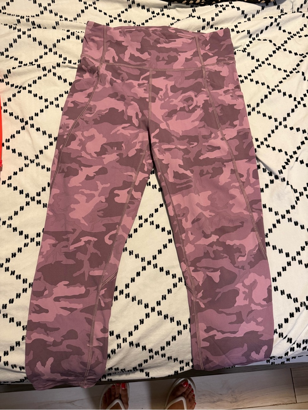 lululemon athletica Pink Camo High-Rise Leggings - Picture 2 of 5